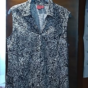 Black and White Sleeveless Blouse